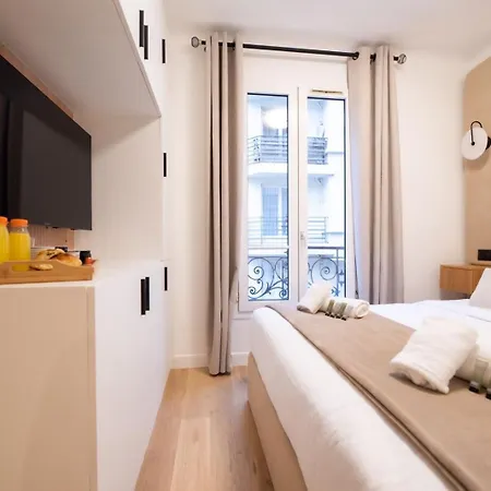 Cia - Rue De L'etoile Haven, 4p Apartment